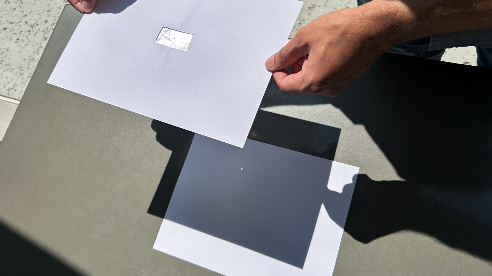 DIY Construction Paper Solar Prints : 6 Steps (with Pictures