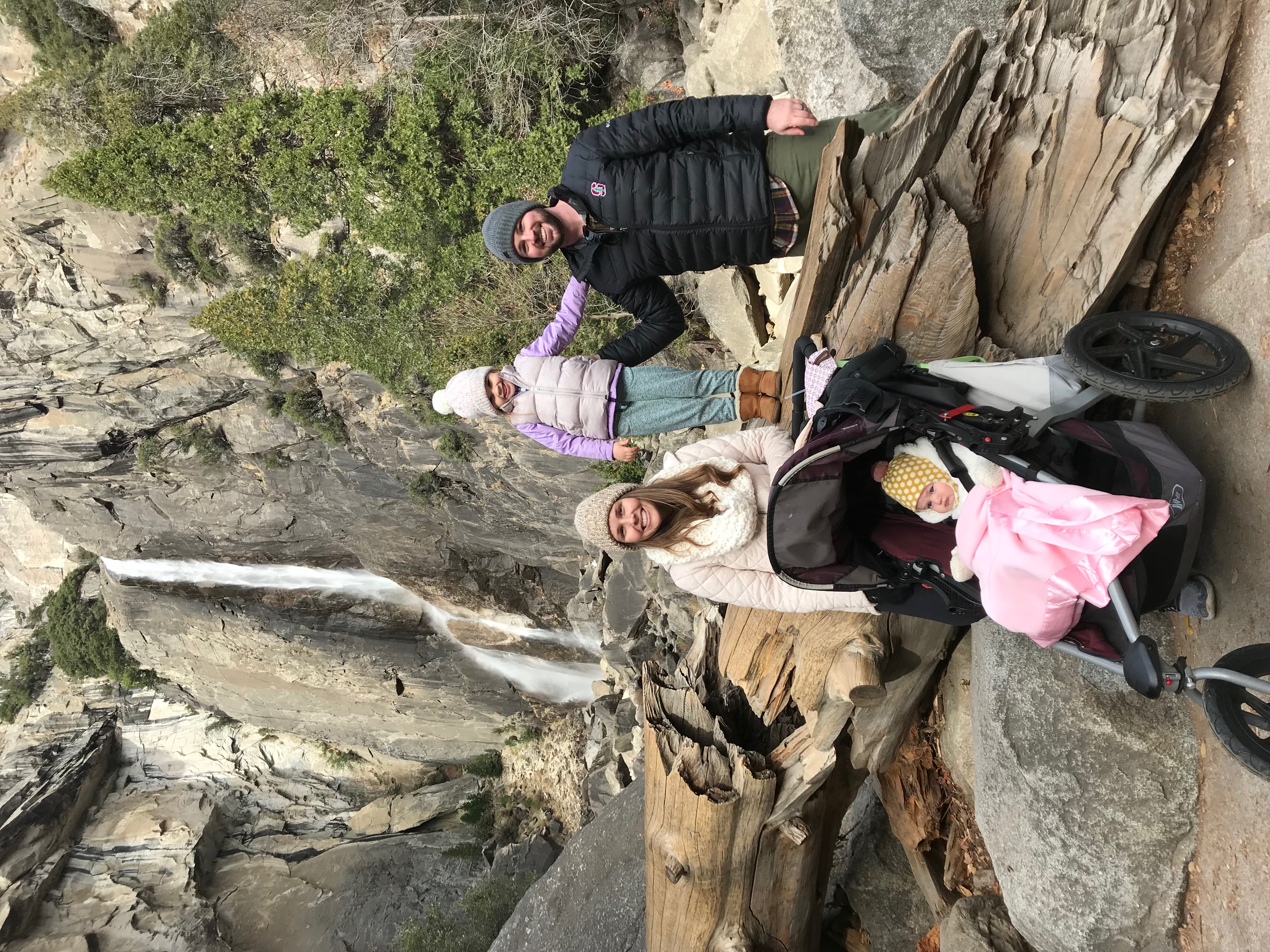 Ryan Loper with his wife and kids.