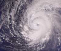 Supertyphoon Pongsona, Dec. 2002