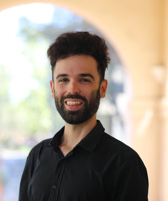 A profile photo of Aaron Bello-Arufe