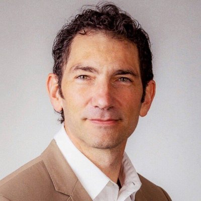 A profile photo of Adrian Ponce